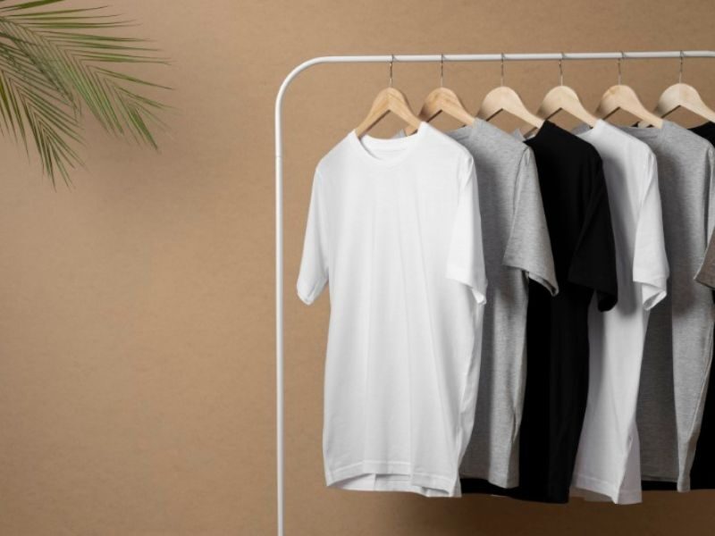 Round Neck T-shirt with 100% Cotton